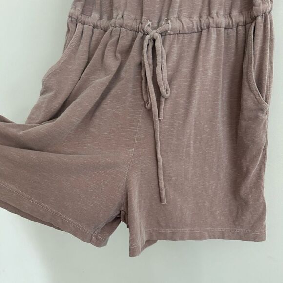 Sundry by Anthropologie Tan Sleeveless Romper - Picture 5 of 11